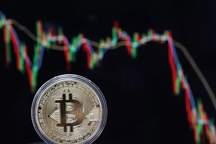 استخراج بیت کوین؛ خبر عبور از 80 درصد عرضه در سال 1396
